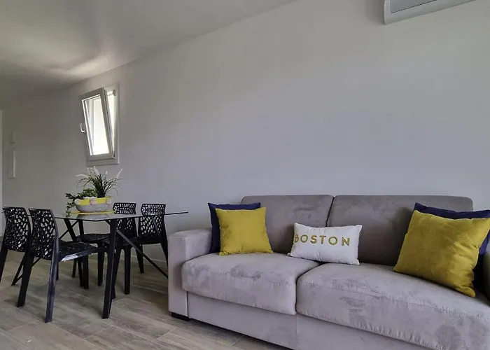 Daire Renovated Flat Close To Shops And Bibione